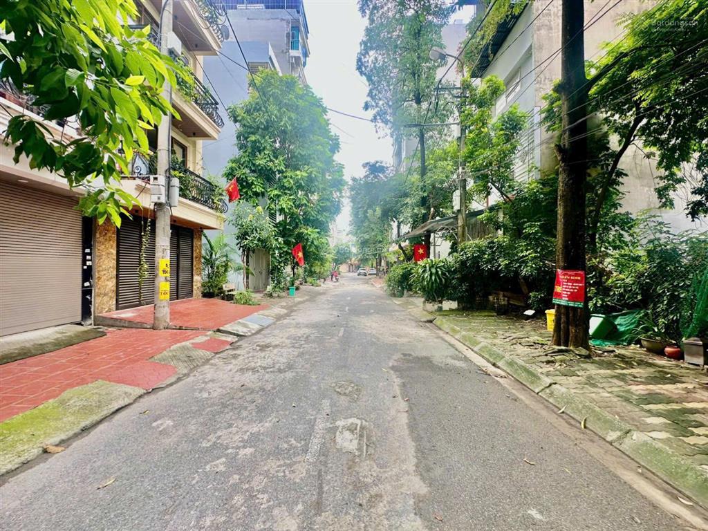 Bán đất phân lô tđc nam từ liêm vỉa hè ô tô tránh view vườn hoa