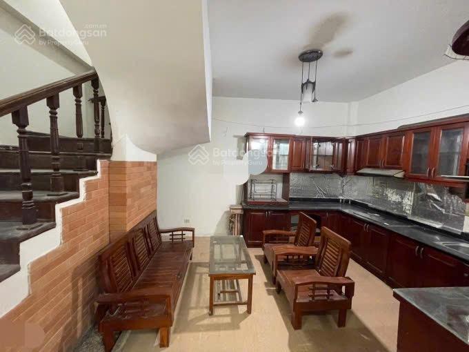 Cho thuê nhà nguyên căn tại cầu giấy 50m2, 5 ngủ  đủ nội thất