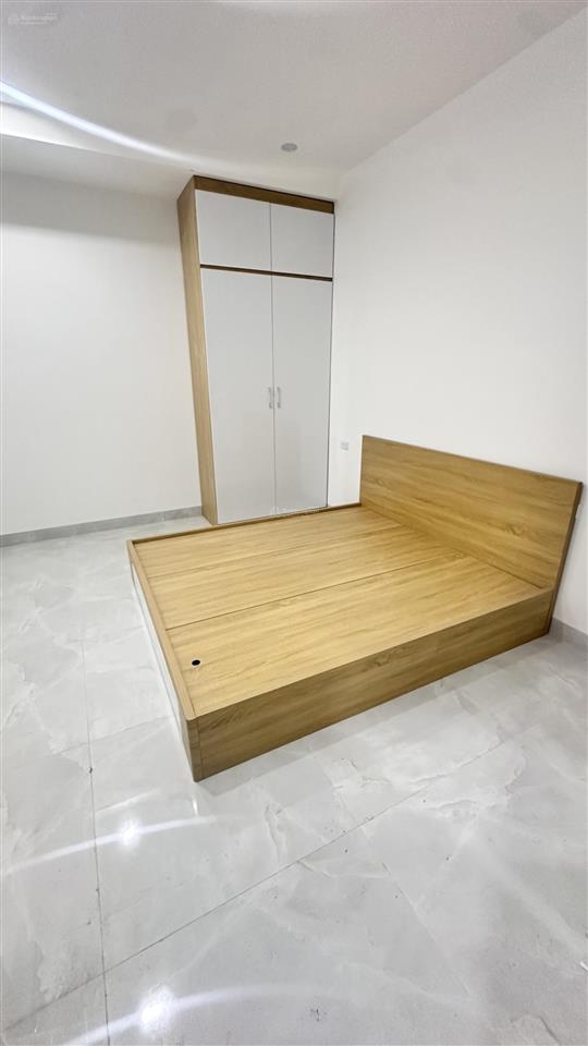 Nhà 6 tầng thang máy hoài đức  ô tô tải tránh trước nhà