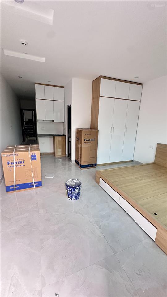 Nhà 6 tầng thang máy hoài đức  ô tô tải tránh trước nhà