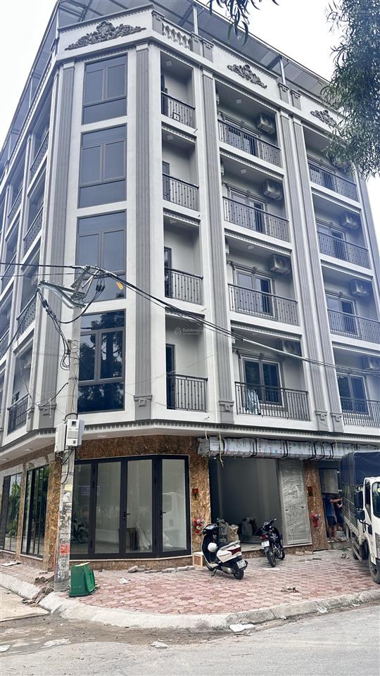 Nhà 6 tầng thang máy hoài đức  ô tô tải tránh trước nhà