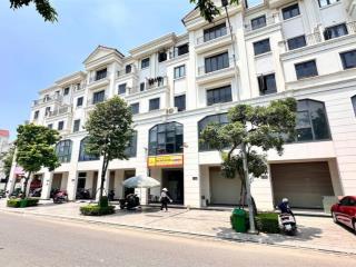 Chủ mót bán giảm sâu nhà lk hinode royal park, mặt đường trục chính hoàng gia 35m