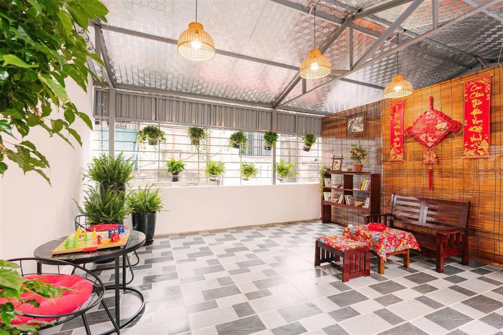 Cho thuê nhà hàng cháo  sát văn miếu  nội thất xịn xò