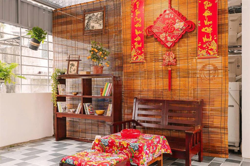 Cho thuê nhà hàng cháo  sát văn miếu  nội thất xịn xò