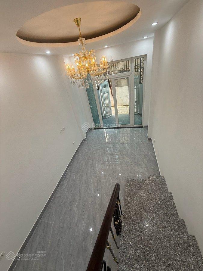 Nhà đẹp thạch bàn 44m2  dân xây chắc chắn  10m ra ô tô tránh  nhỉnh *8 tỷ