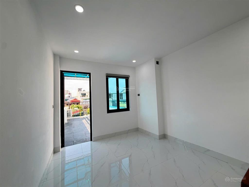 Cho thuê nhà trọ tại đình đông  bạch mai  ô tô đỗ cửa