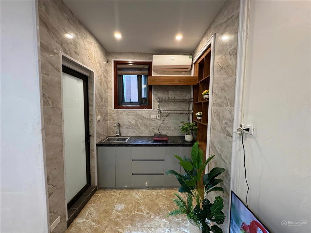 Cho thuê ccmn 1n1k tại hoàng hoa thám ba đình  phòng đẹp thoáng sáng  full nội thất