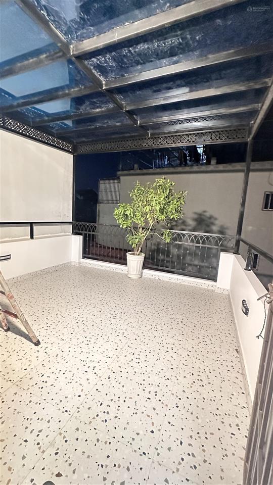 Nhà đẹp 6 tầng thang máy mới xây gần chợ xanh định công  full nội thất đẹp