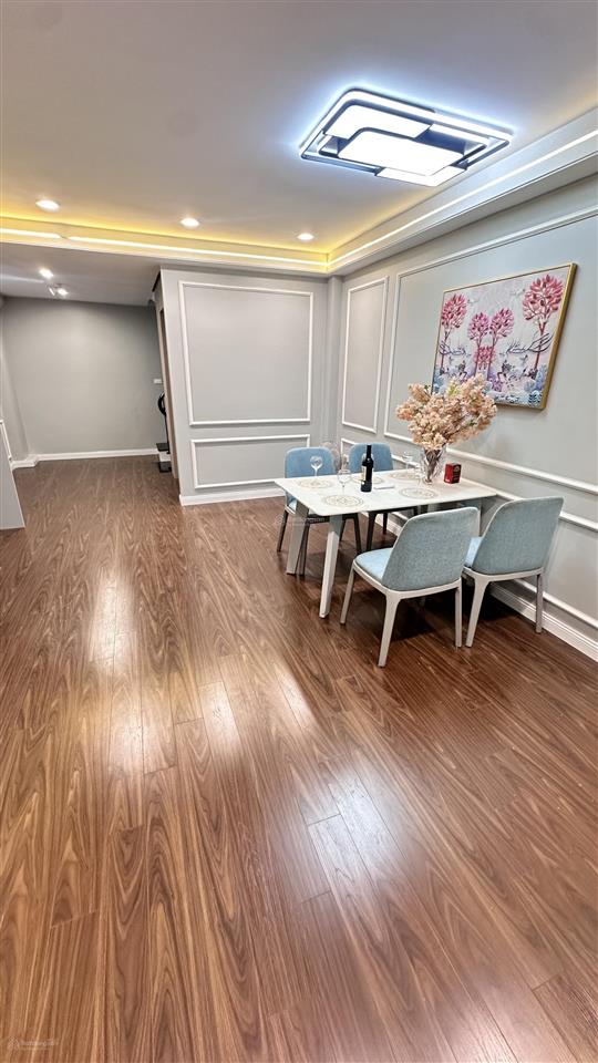 Nhà đẹp 6 tầng thang máy mới xây gần chợ xanh định công  full nội thất đẹp