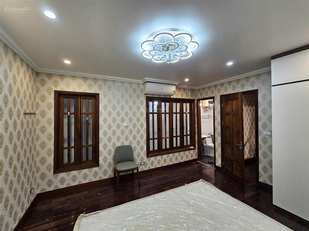 Cho thuê nhà trọ 6pn, 8wc tại âu cơ, tứ liên, tây hồ, 26 triệu, 80m2