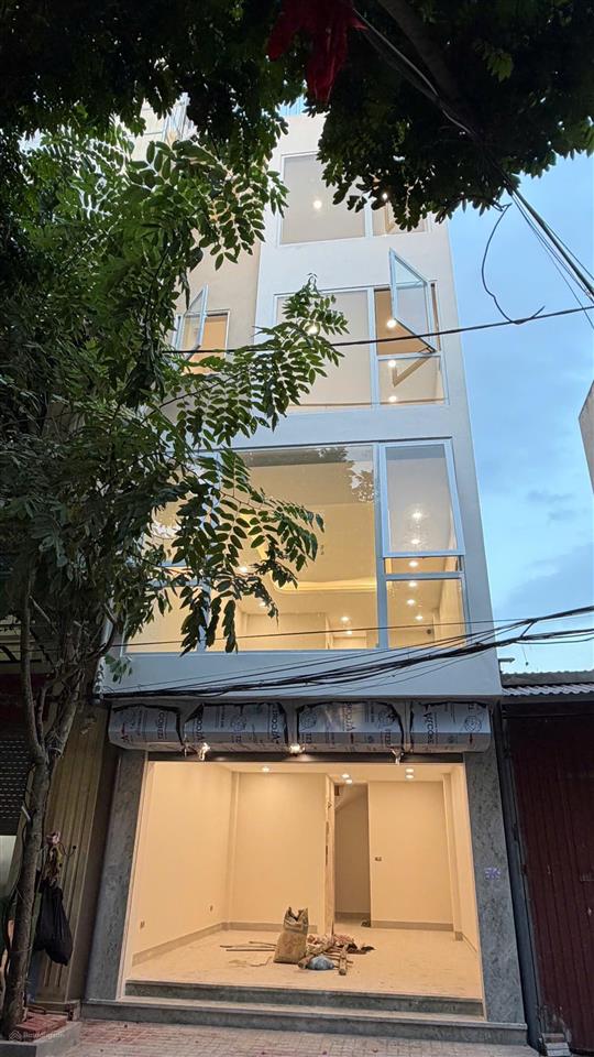 Cho thuê nhà trọ 4pn, 4wc, 45m2, tại phố việt hưng, quận long biên