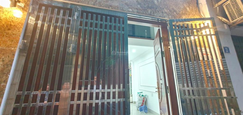 Nhà trọ ngọc thụy, long biên  t.máy mà rẻ quá trời
