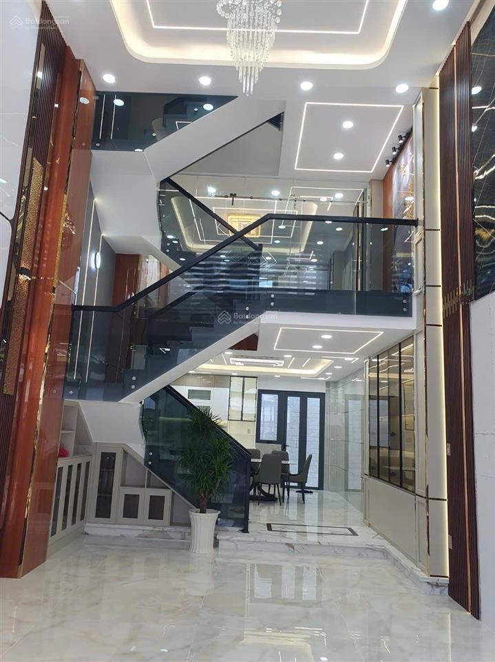 Tìm chủ nhân đời đầu đập hộp dãy nhà phố mới tinh 100% trên khu đất mới 100% vừa xây xong sẵn sổ cc