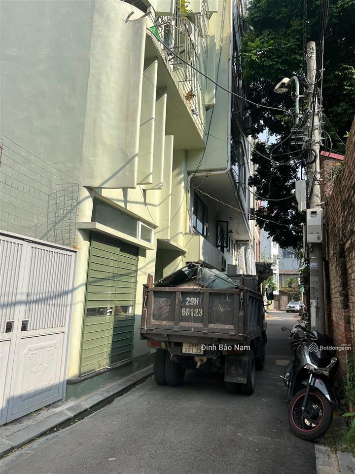 Giá tốt  đất ngọc thuỵ  76,7m2 mt 5.6m  ngõ thông ô tô 7 chỗ vào  2 mặt thoáng  không có qh