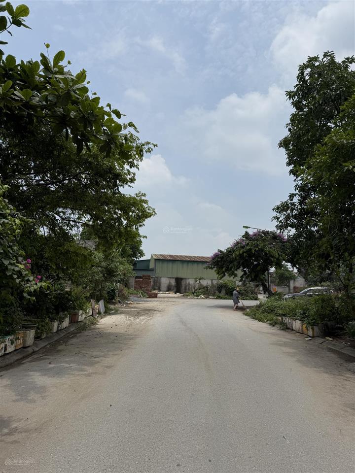 Bán đất 51m2 tại thượng thanh, long biên, lô góc 3 mặt tiền, đường 3 ô tô tránh vỉa hè, không qh