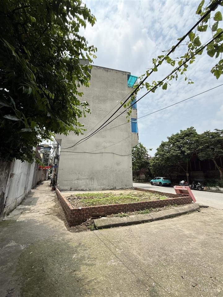 Bán đất 51m2 tại thượng thanh, long biên, lô góc 3 mặt tiền, đường 3 ô tô tránh vỉa hè, không qh