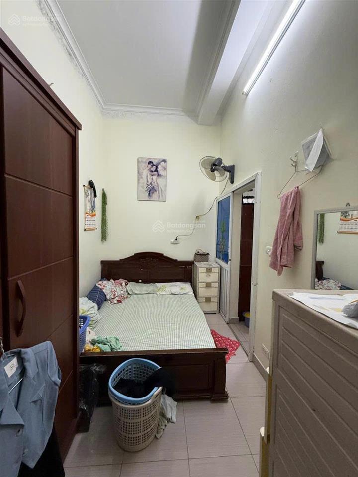 Minh khai hai bà trưng  gần 50m mt 5.5m  ngõ rộng thoáng  cách phố 50m  4 thoáng