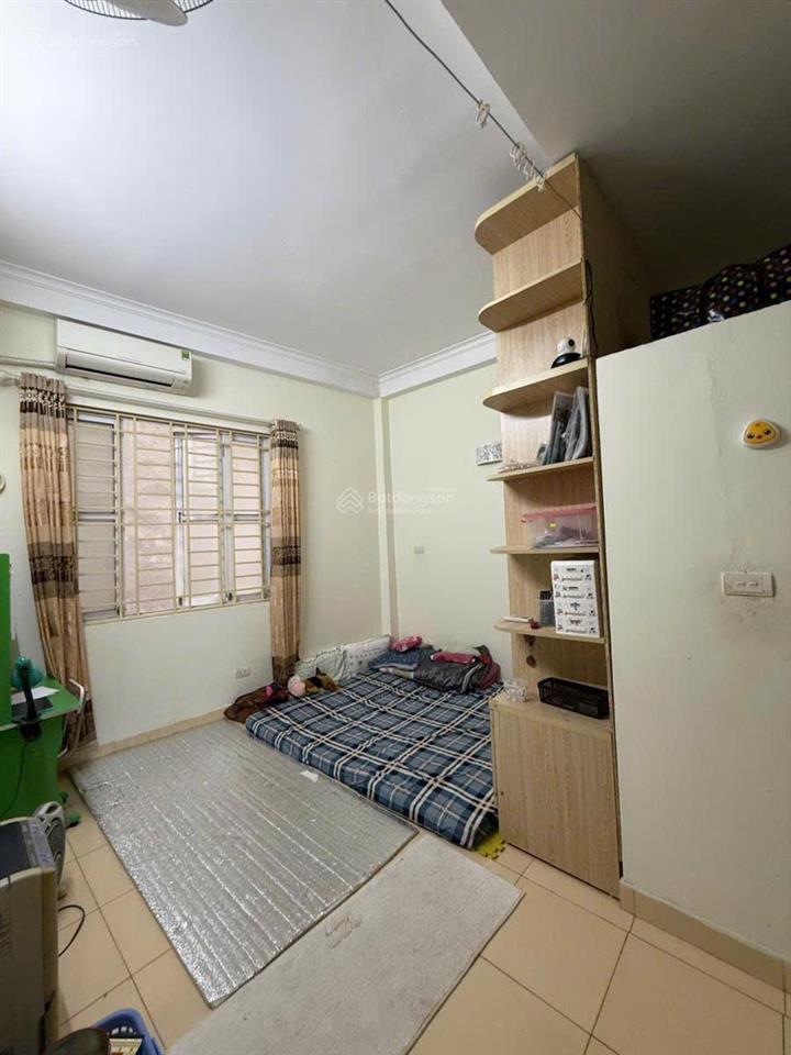 Minh khai hai bà trưng  gần 50m mt 5.5m  ngõ rộng thoáng  cách phố 50m  4 thoáng