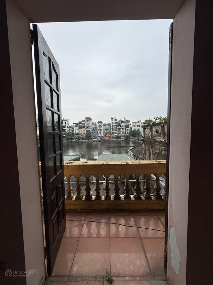 Bán đất mặt view hồ bồ đề  175m mt 6m  ô tô tránh  3 thoáng  xây toà hoặc biệt thự sân vườn