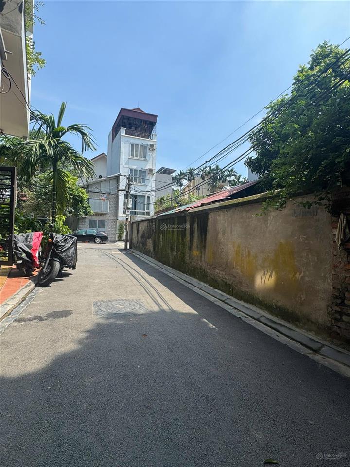 Hàng hiếm tại ngọc thụy, 11,3 tỷ, 52m2, đất thổ cư đẹp, nhiều tiện ích, ô tô tránh và vào nhà