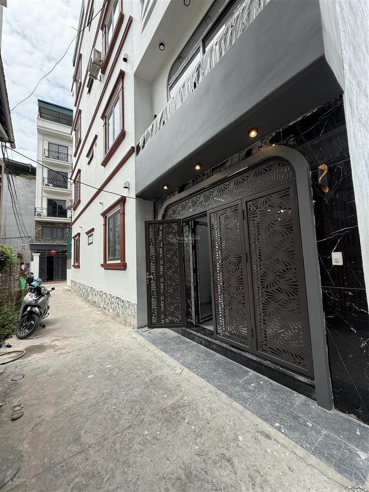 Phân lô phúc lợi  33m 5t mt 3.93m  mặt ngõ thông  ngõ rộng 2 thoáng  chủ cần bán giá linh động
