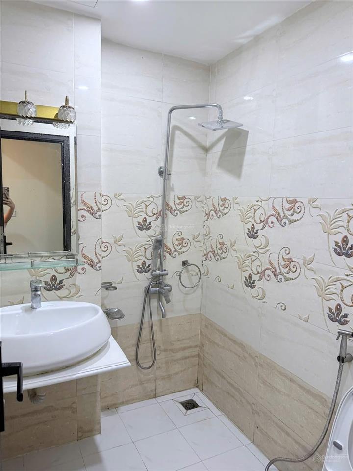 Ngọc thụy  hơn 6 tỷ  ô tô đỗ cửa  gần 40m 4t  full nội thất  chủ nợ nh cần bán gấp