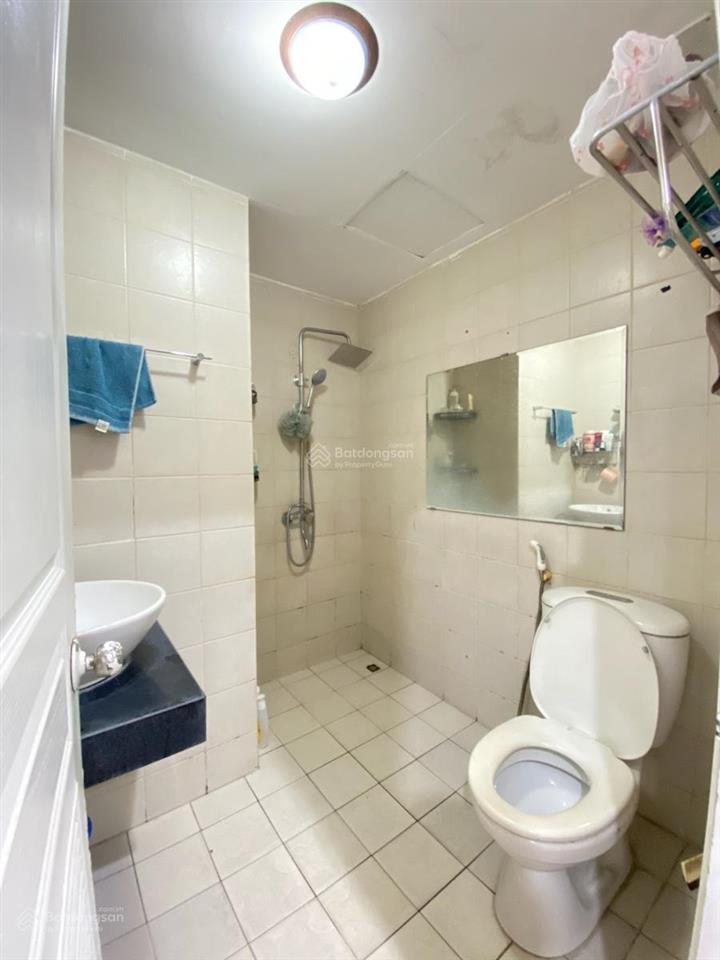 Hơn 5 tỷ sở hữu ngay  chung cư vườn đào  60m tầng trung  view cầu nhật tân  sổ đỏ lâu dài