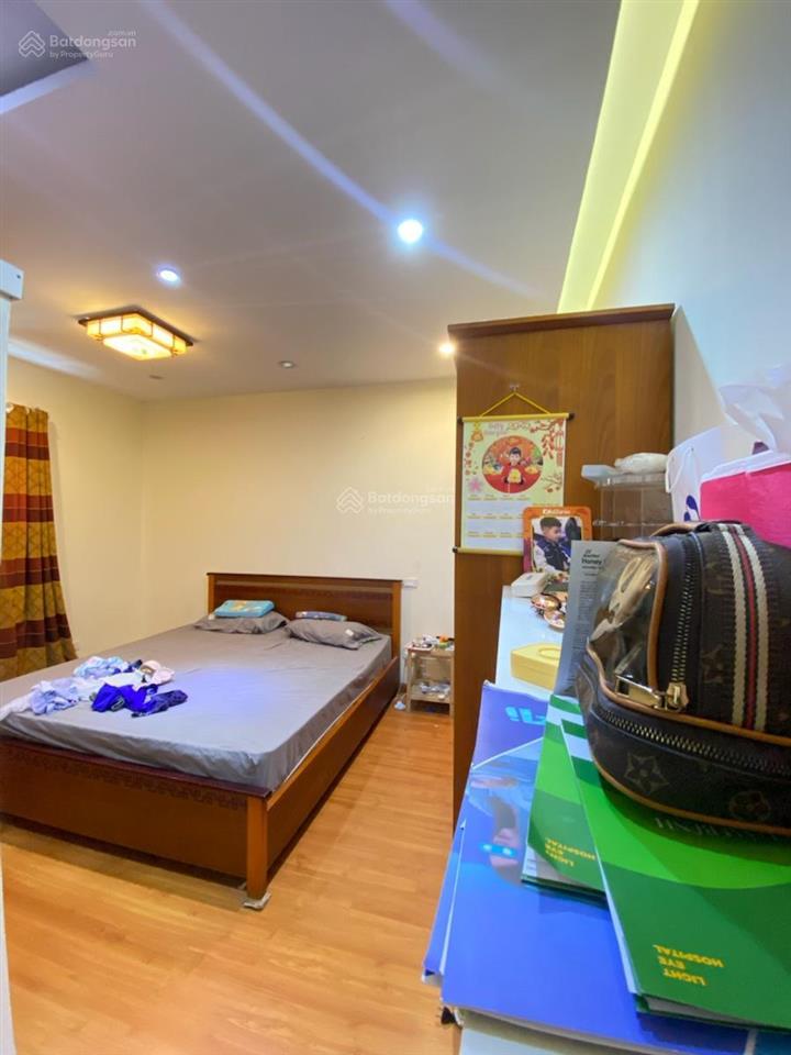 Hơn 5 tỷ sở hữu ngay  chung cư vườn đào  60m tầng trung  view cầu nhật tân  sổ đỏ lâu dài