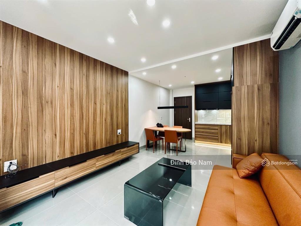 Trung tâm long biên  39m 6t thang máy  ô tô vào nhà  nhà đẹp sẵn ở luôn  sổ vuông  gần phố