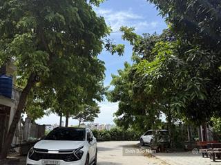 Biệt thự sân vườn  195m 3 tầng mặt tiền 10m  giá cực tốt  full nội thất  dân cư văn minh