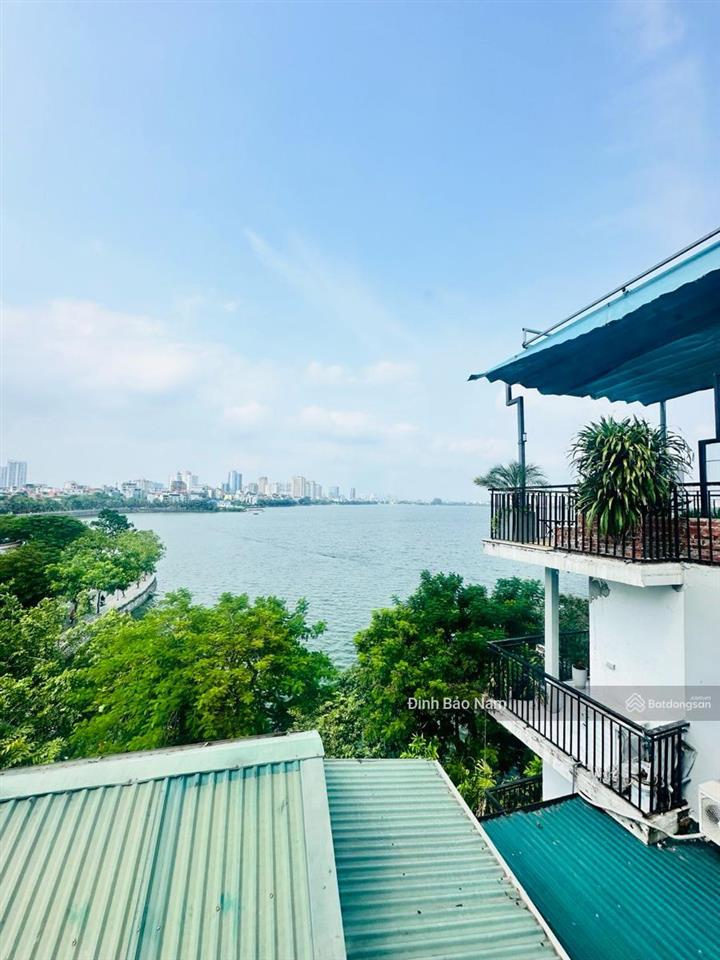 Trích sài  43m 5t  2 mặt ngõ  ô tô đỗ cách 5m  ô chờ thang máy  view hồ tây  sổ đẹp