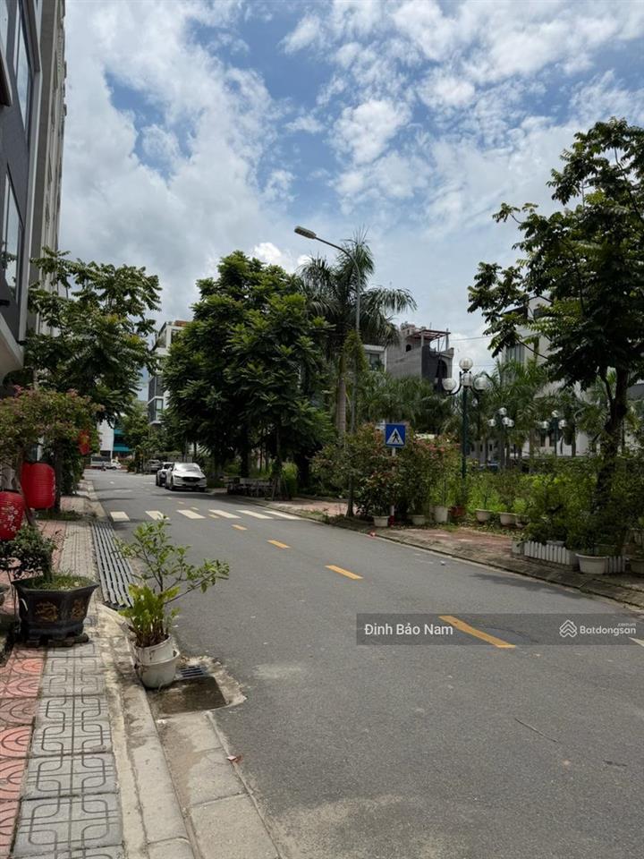 Phân lô ngọc thụy  50m mt 5m  ô tô tránh  2 thoáng  view vườn hoa  khu văn minh  vuông đẹp