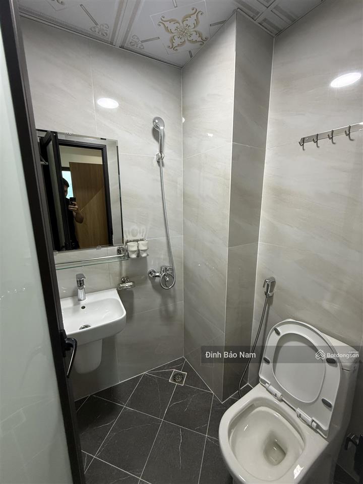 Bán toà dòng tiền 24 căn hộ full nội thất  8t thang máy mt rộng hơn 10m  view thoáng  gần ô tô