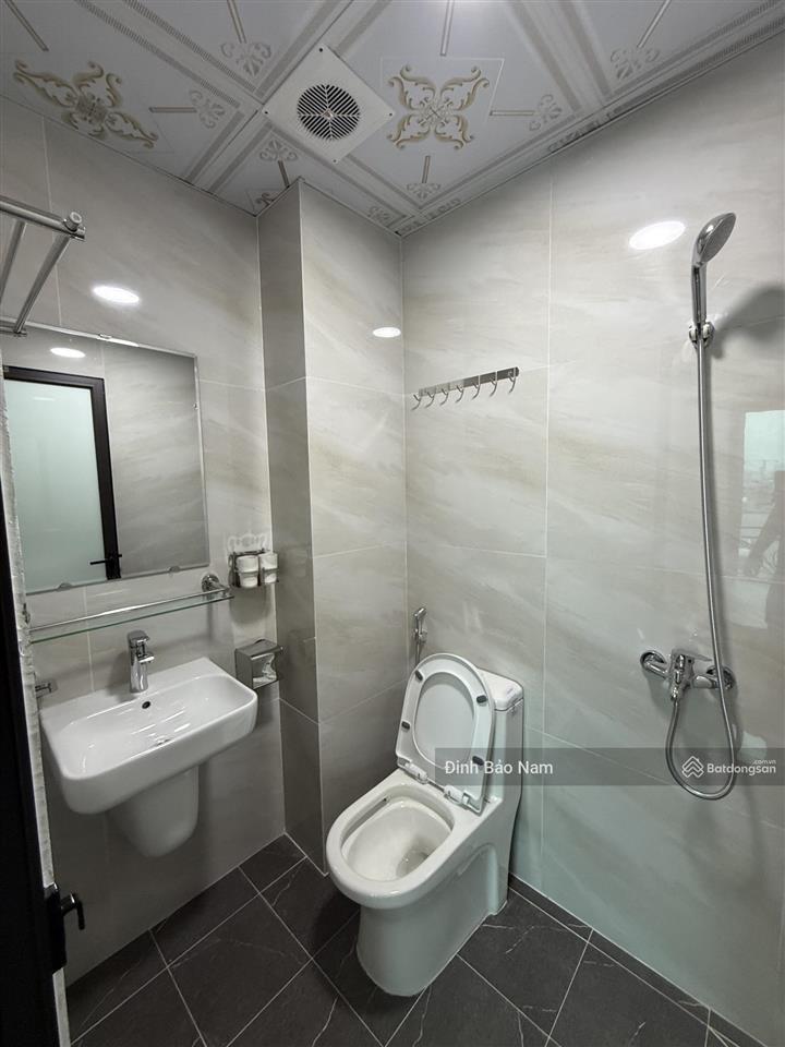 Bán toà dòng tiền 24 căn hộ full nội thất  8t thang máy mt rộng hơn 10m  view thoáng  gần ô tô