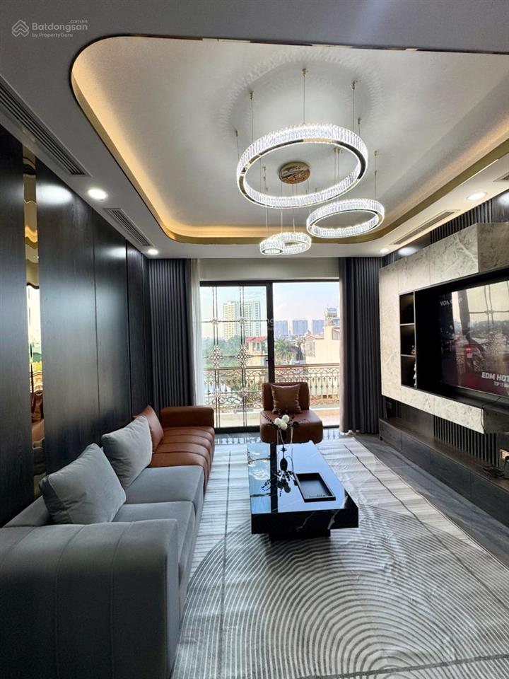 Phân lô ngọc lâm  nhà đẹp  53m2 7t thang máy  ô tô tránh dừng đỗ  kinh doanh sầm uất  4 ngủ