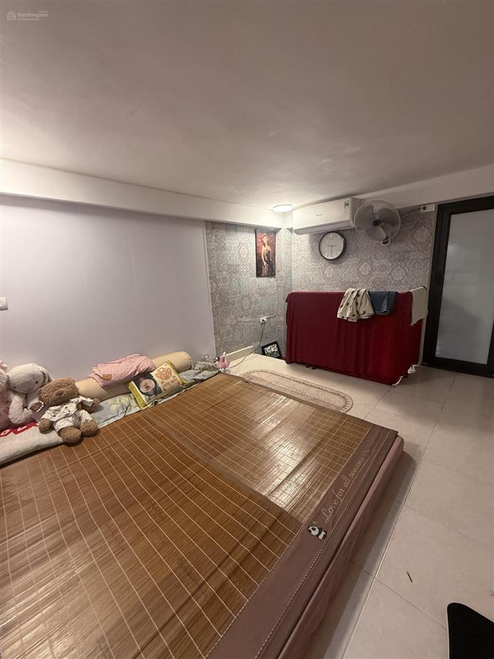 Nhỉnh 2 tỷ  tây hồ  58m2 2 tầng  nhà đẹp ở luôn  full nội thất  không có quy hoạch