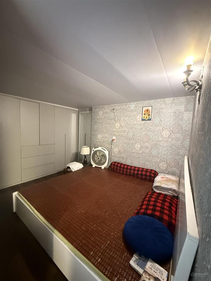 Nhỉnh 2 tỷ  tây hồ  58m2 2 tầng  nhà đẹp ở luôn  full nội thất  không có quy hoạch
