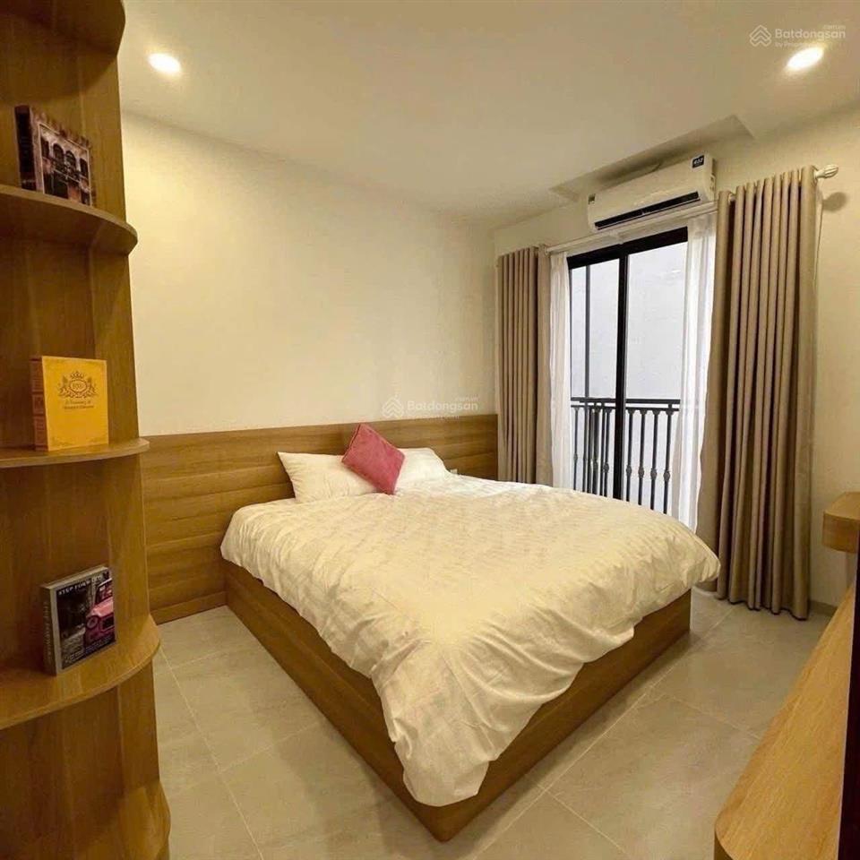 Trịnh công sơn  dòng tiền ổn định  136m2 mt 14m  thông sang lạc long quân  view hồ