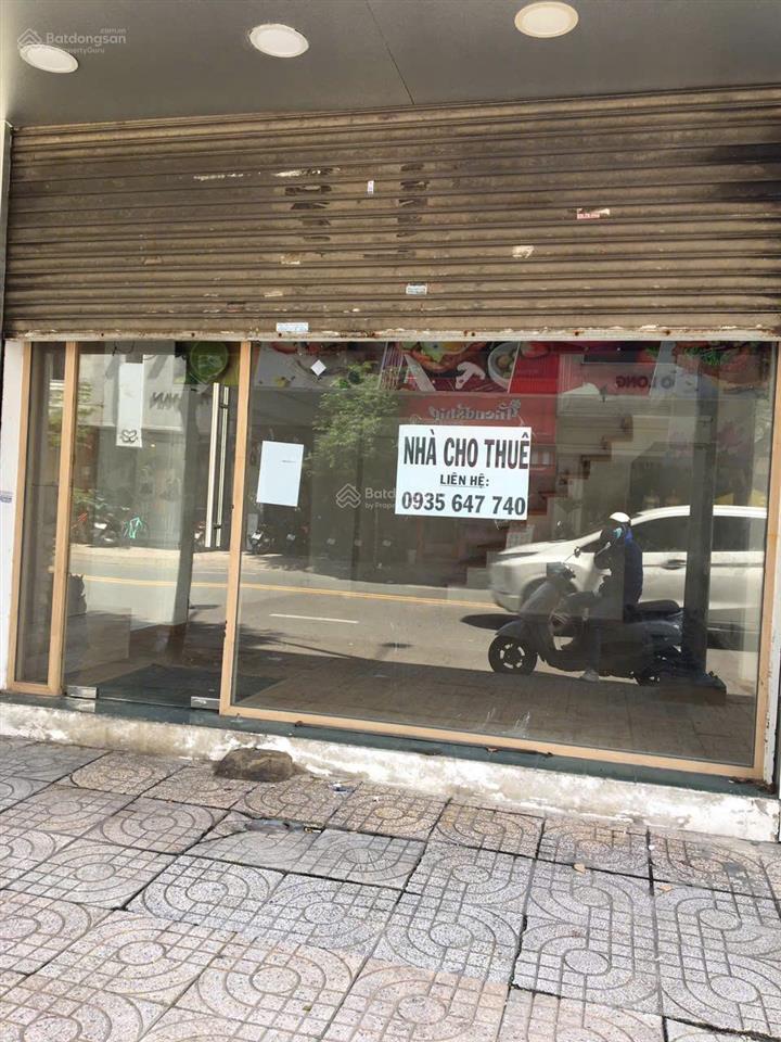 Cho thuê nhà mặt tiền võ văn tần, p. 5, q. 3. giá 30 triệu/tháng