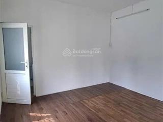 Cho thuê nhà, hẻm 3m (bg) phạm ngọc thạch, p.6, q3 12tr