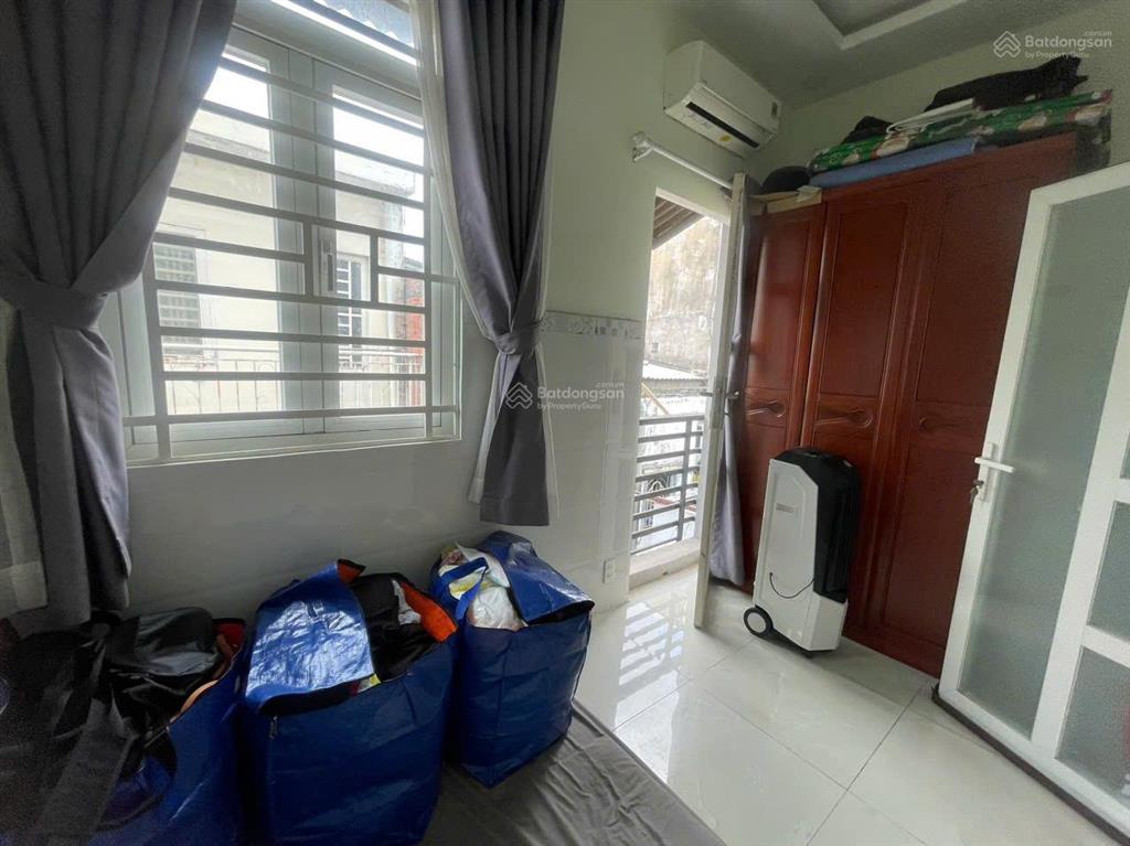 Cho thuê nhà hẻm 3m (bg) bà hom, p13, q6 8tr