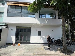 Cho thuê nhà mt hoàng sa, p.tân định, q.1 15tr