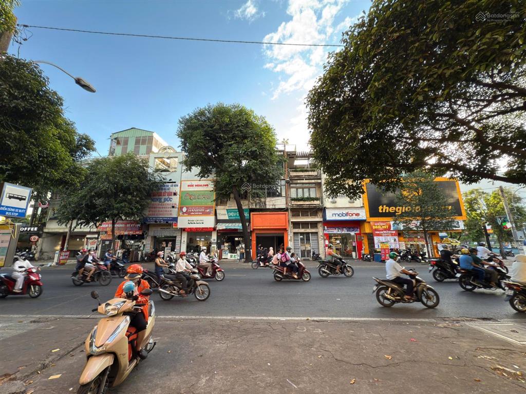 Cho thuê nhà mặt tiền lãnh binh thăng, p. 8, q. 11 giá 30tr/th