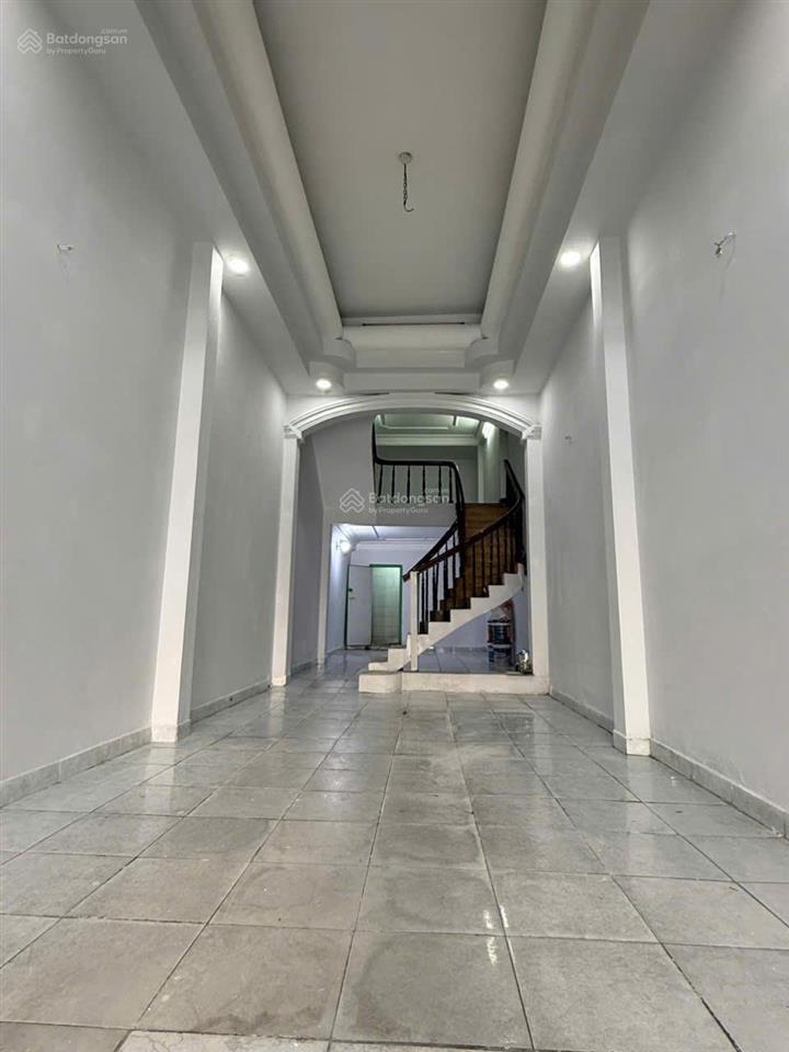 Cho thuê nhà mt trường chinh, p. 12, q. tb 26tr