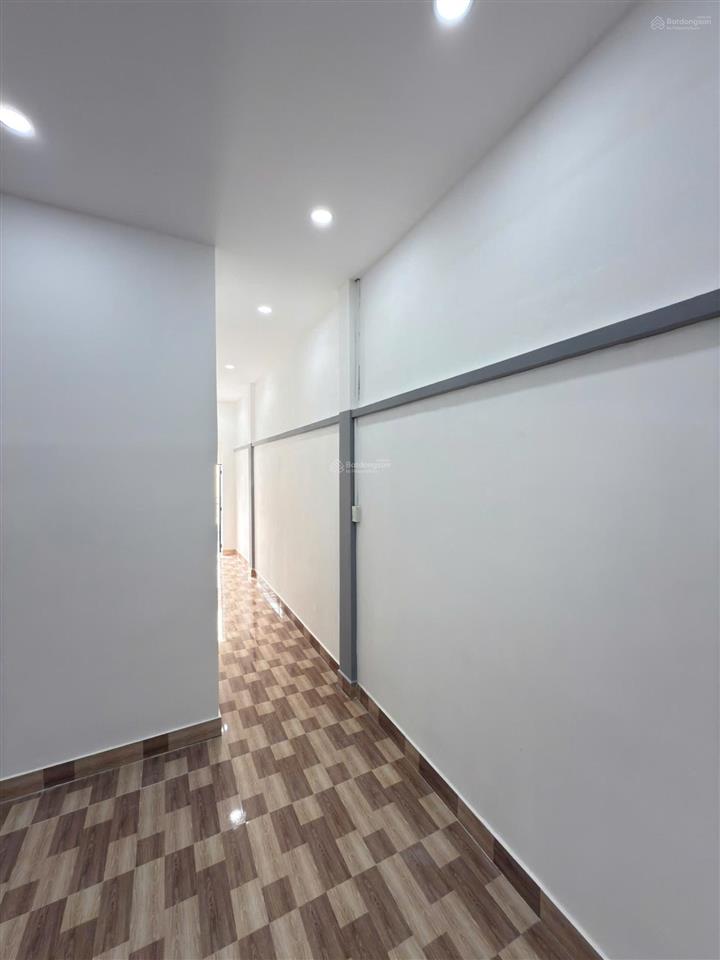 Bán chung cư giá rẻ lầu 2 lưu xuân tín, p. 10, q. 5, 1.66 tỷ