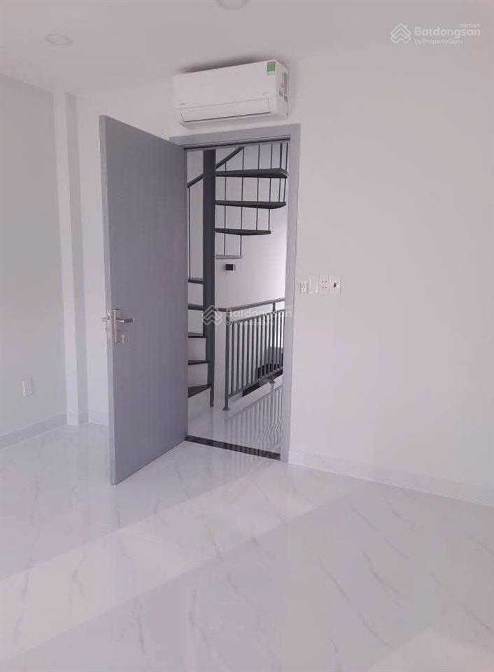 Bán nhà 2mt kênh tân hóa, p.14, q.6, 10 tỷ.