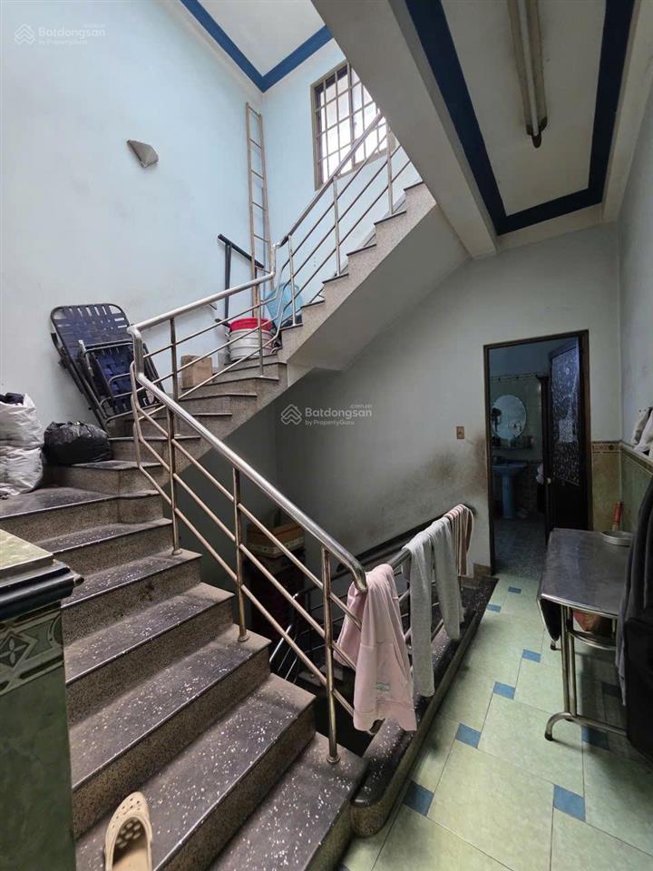 Bán nhà mt lò siêu, p.12, q.11, 10,7 tỷ.
