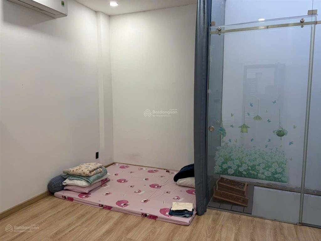 Bán nhà hẻm 4m lạc long quân, p.3, q.11, 5.5 tỷ.