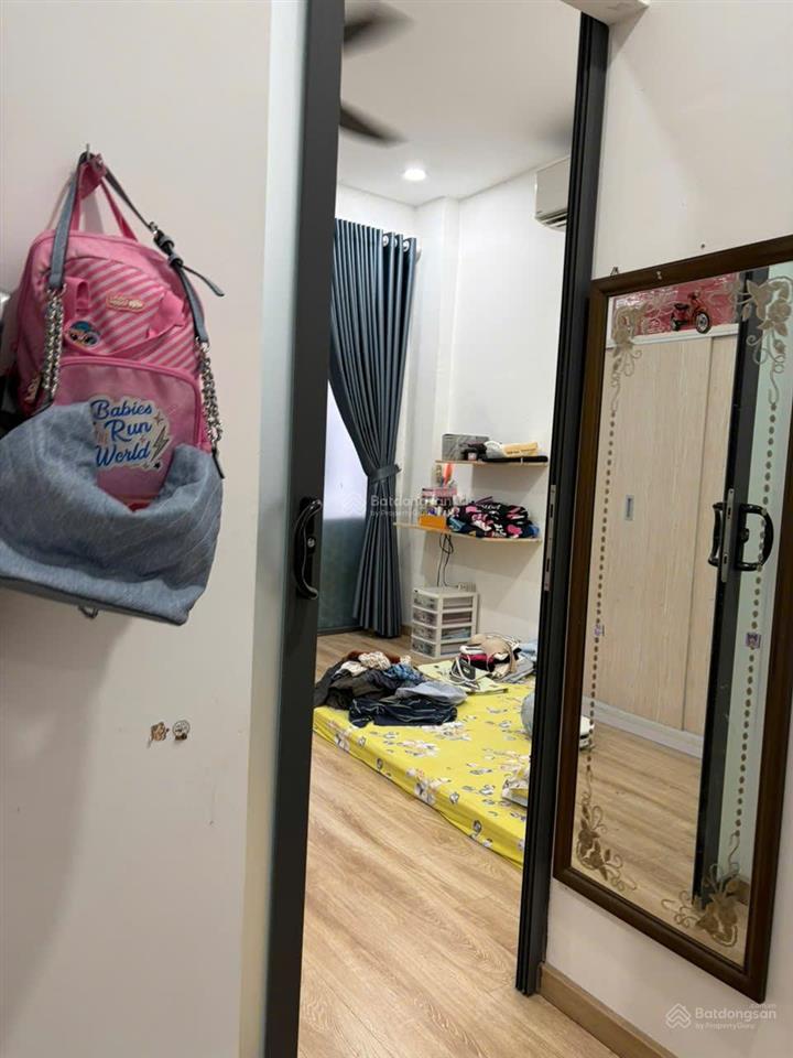 Bán nhà hẻm 4m lạc long quân, p.3, q.11, 5.5 tỷ.