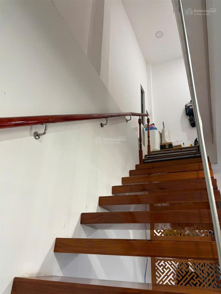 Bán nhà hẻm 4m lạc long quân, p.3, q.11, 5.5 tỷ.